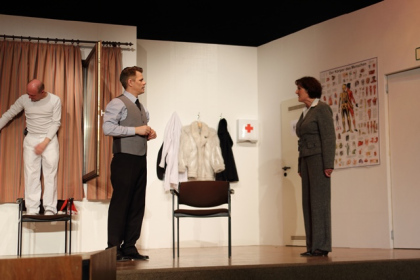 theaterverein-wetter-und-alles-auf-krankenschein-bild18