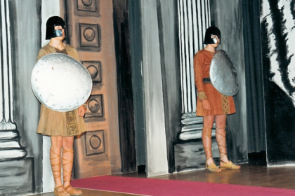 theaterverein-wetter-antigone-bild13