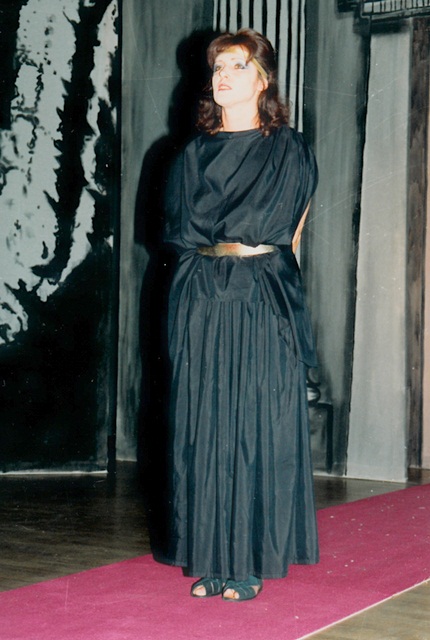 theaterverein-wetter-antigone-bild16
