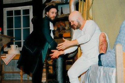 theaterverein-wetter-der-zerbrochene-krug-bild08