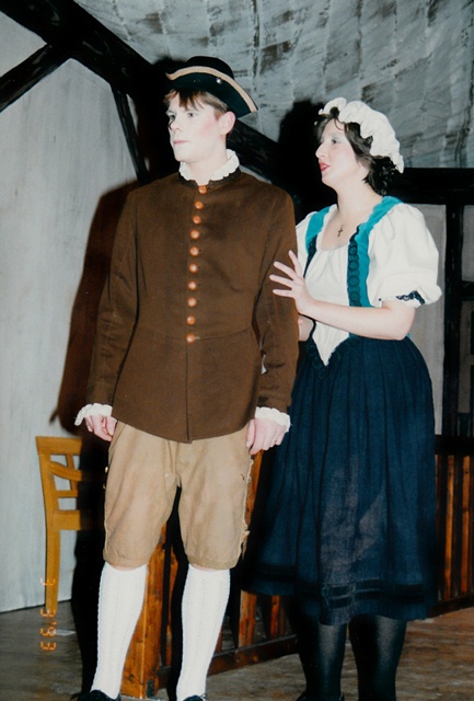 theaterverein-wetter-der-zerbrochene-krug-bild20