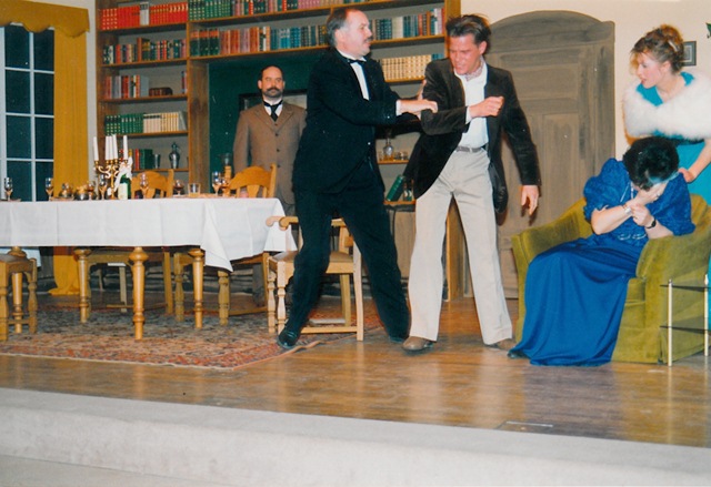 theaterverein-wetter-ein-inspektor-kommt-bild13
