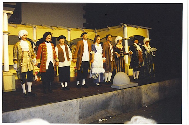 theaterverein-wetter-mirandolina-bild25
