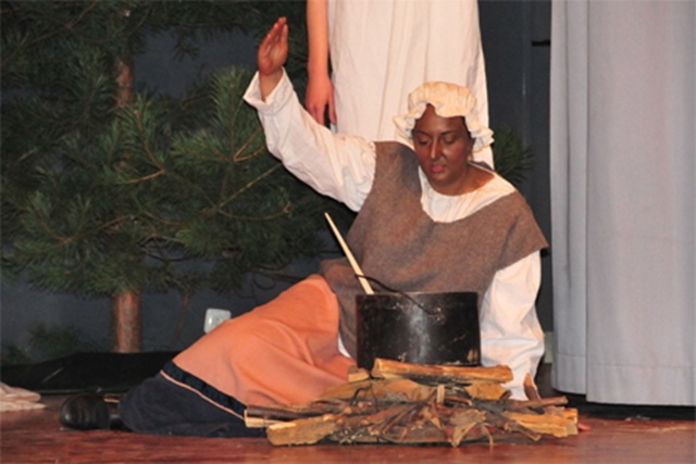 theaterverein-wetter-hexenjagd-bild-01