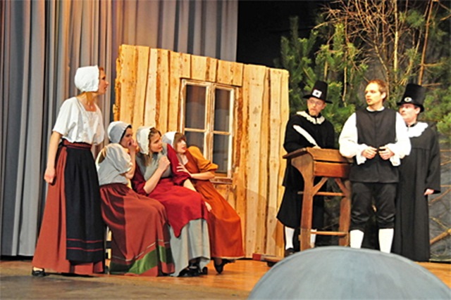theaterverein-wetter-hexenjagd-bild-29