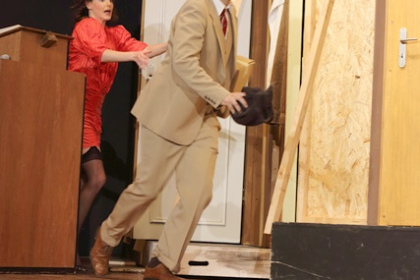theaterverein-wetter-der-nackte-wahnsinn-premiere-69