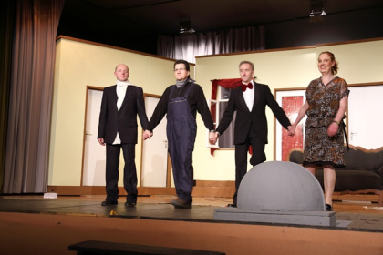 theaterverein-wetter-der-nackte-wahnsinn-premiere-95